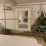 Akakia's House *